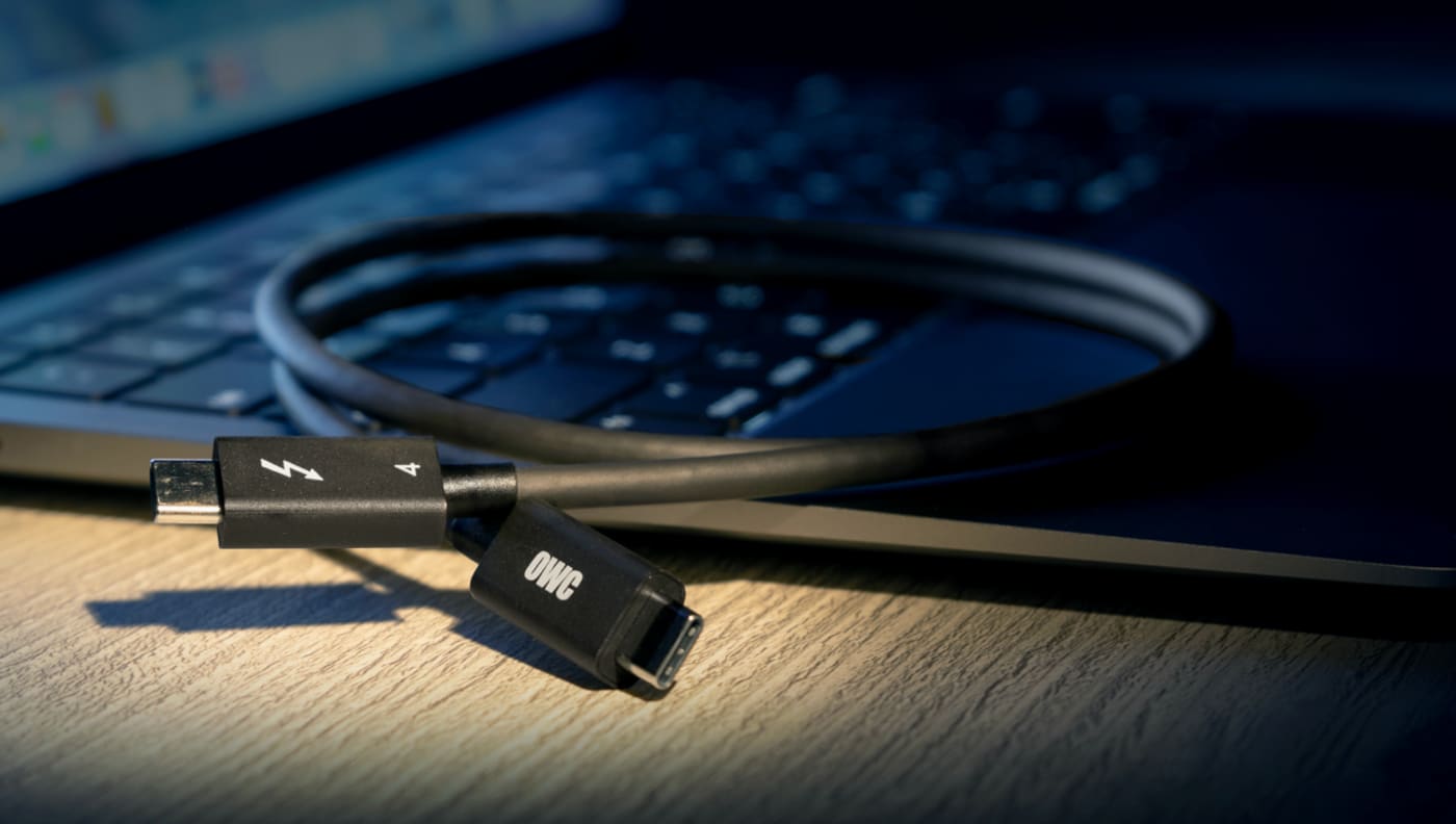 Thunderbolt cable