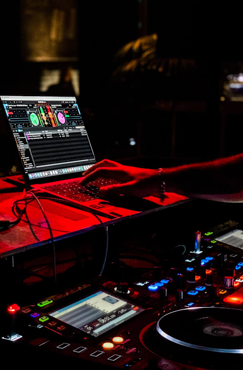 DJ Kit