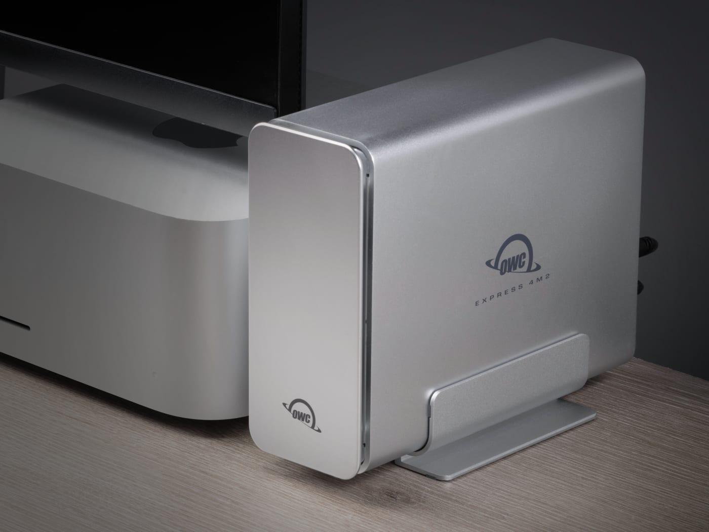 OWC Express 4M2 on desktop