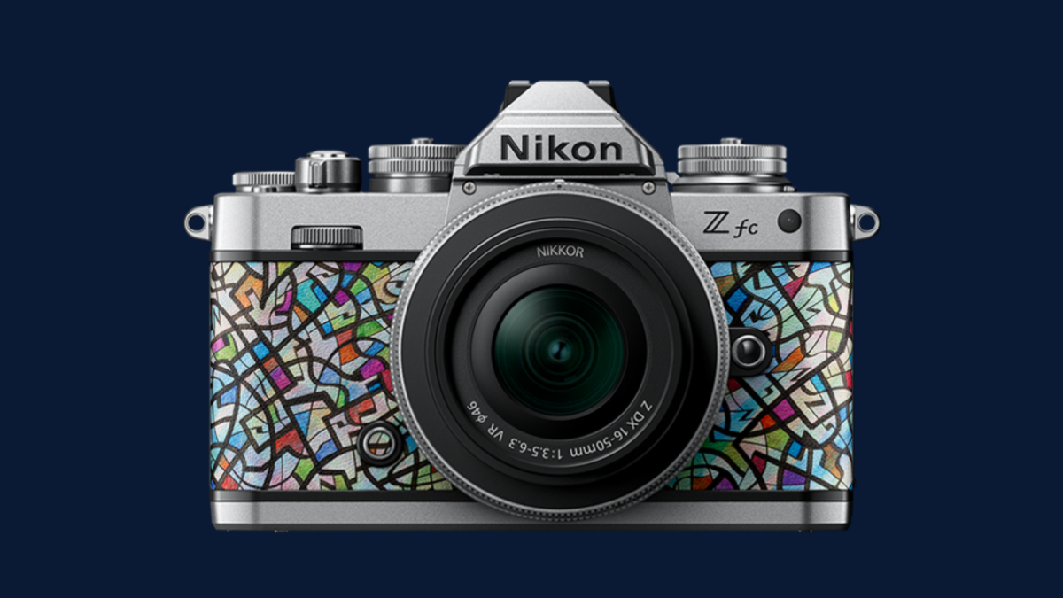 nikon-zfc-heralbony-