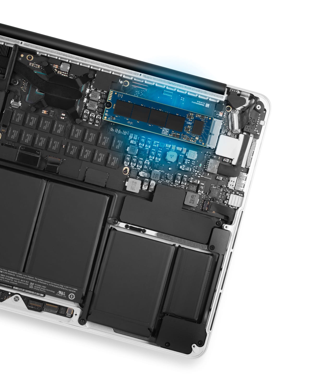 MacBook Pro with OWC Aura Pro X2 Gen4 installed