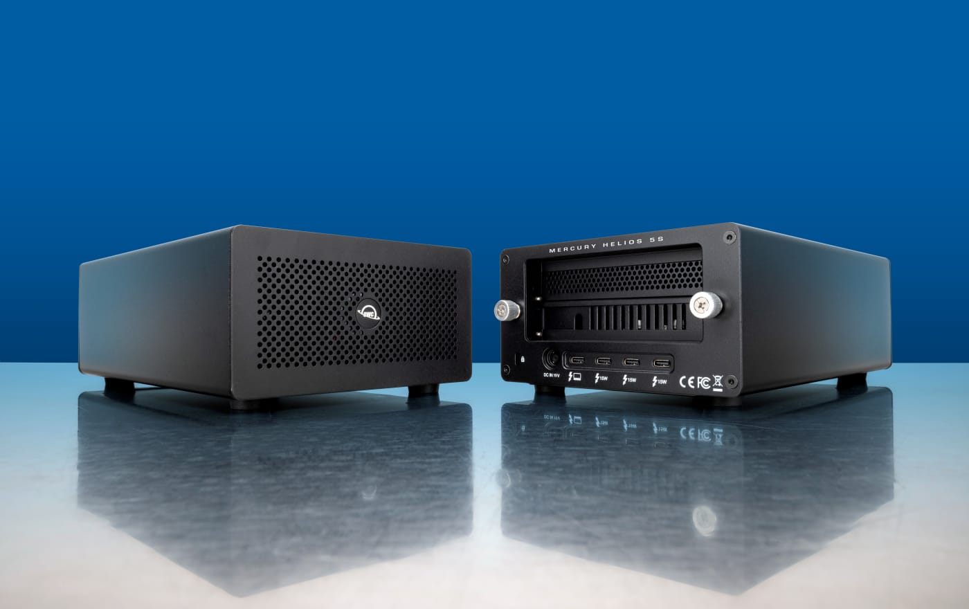 Two OWC Mercury Helios 5S facing eachother