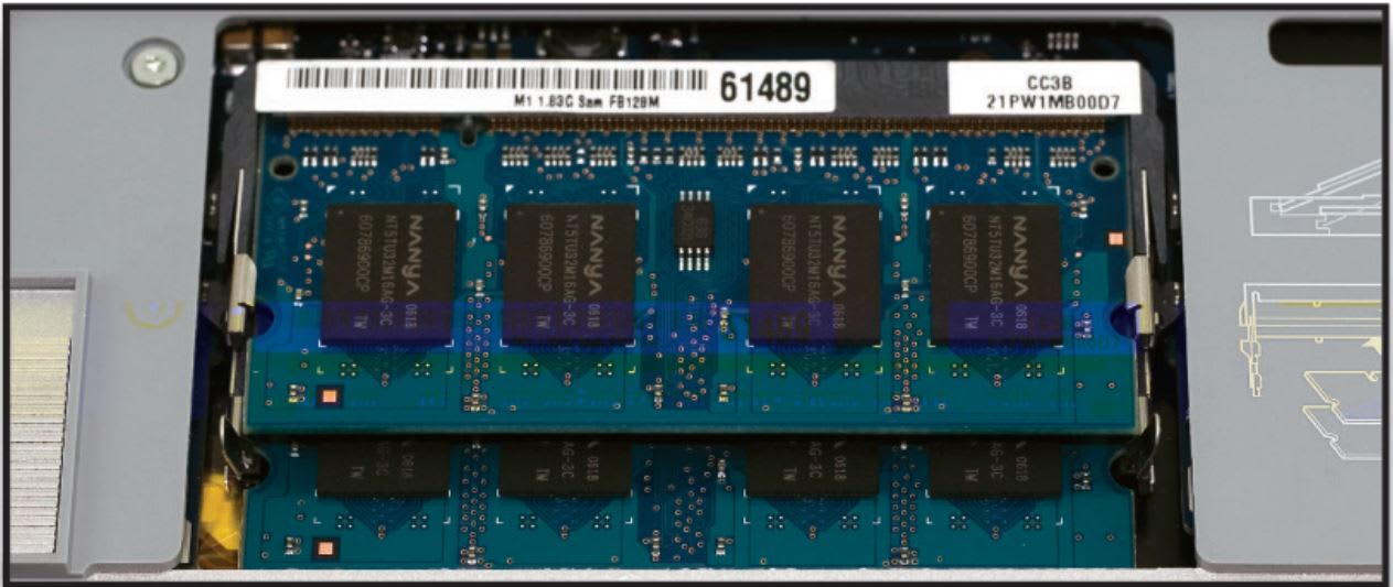 ﻿Apple MacBook Pro 15" & 17" Memory Installation