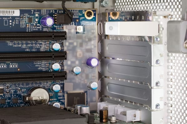 Mac Pro 2006-2007 (Disassembly)