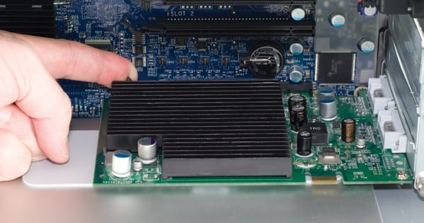 Mac Pro 2006-2007 (Disassembly)