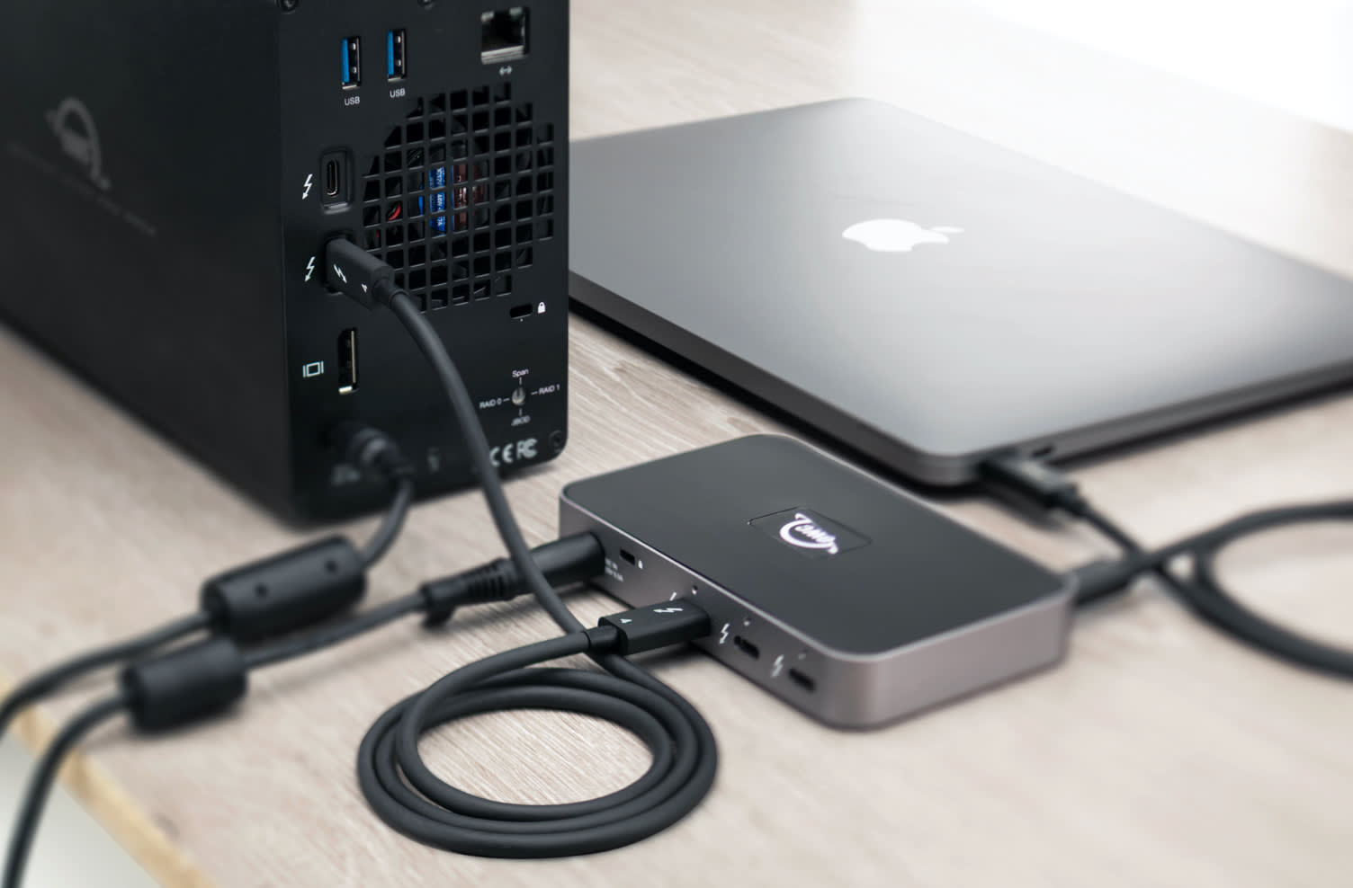 OWC Thunderbolt 4 (USB-C) Cable Connected to OWC Thunderbolt Hub