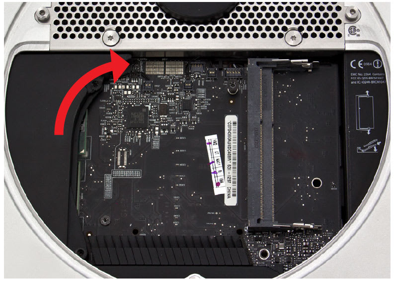 Disassembling the Mac mini