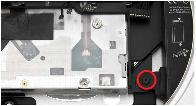 Disassembling the Mac mini