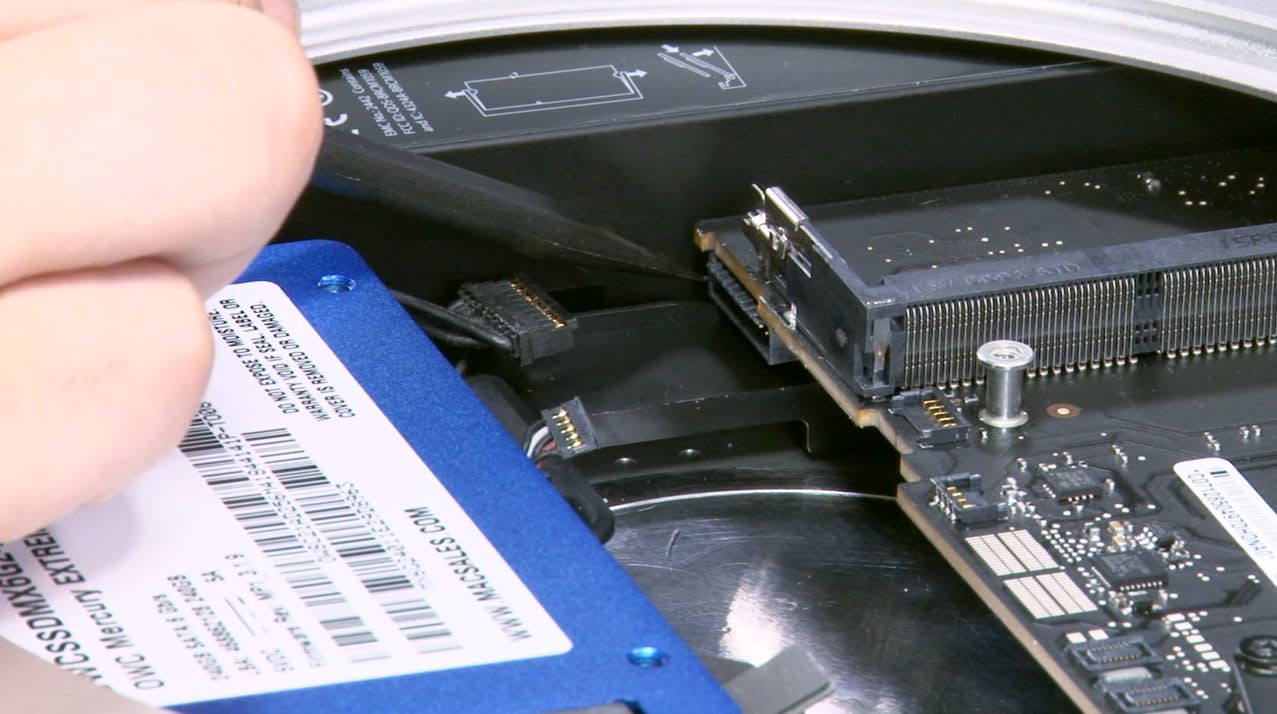 Mac mini (Late 2012) SSD Installation Video