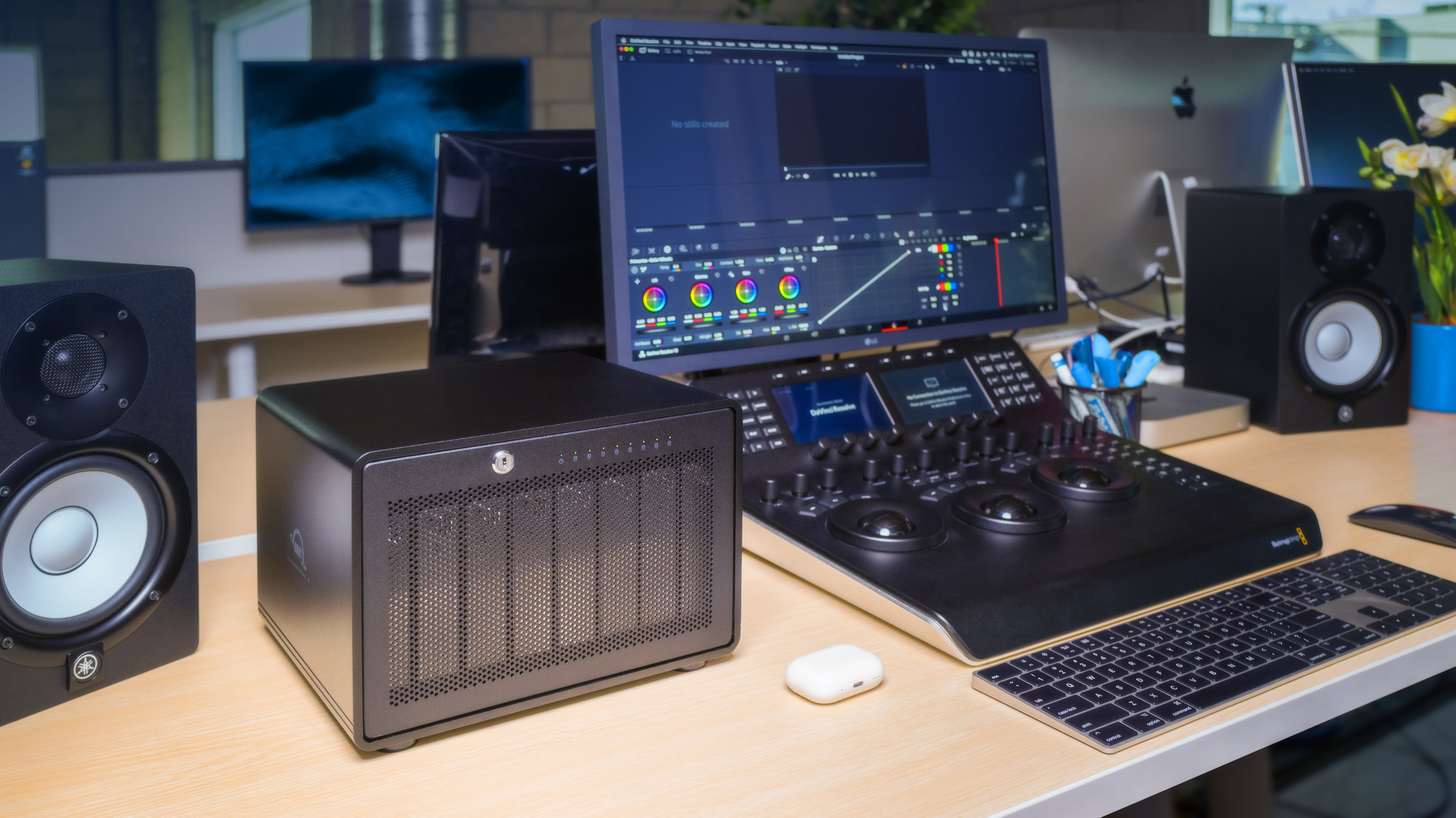 OWC ThunderBay 8 in Edit Bay