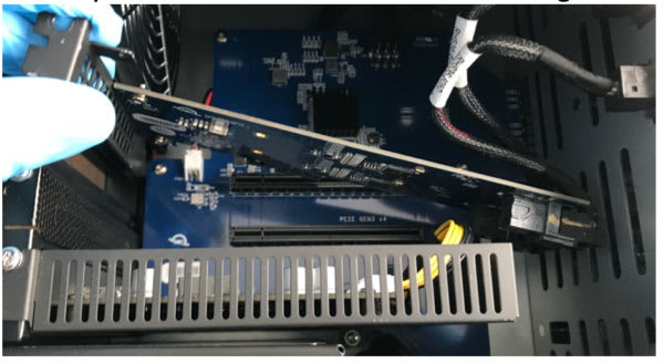 Installing the RAID/SAS card