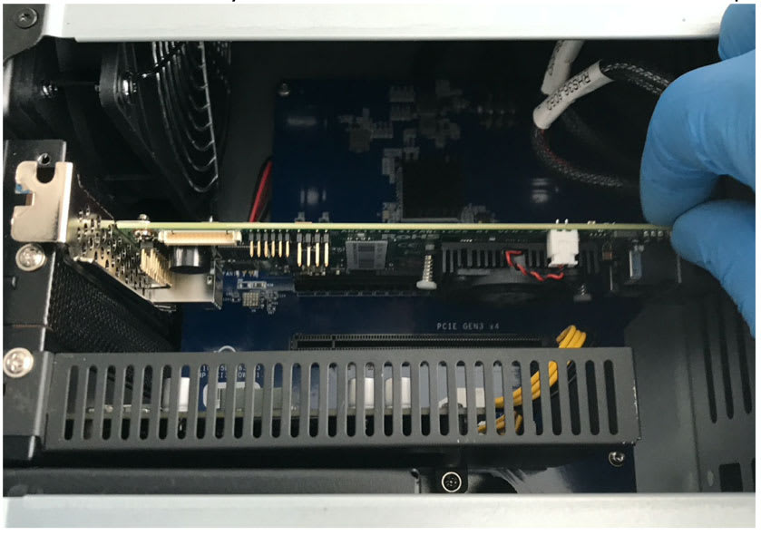 Installing the RAID/SAS card